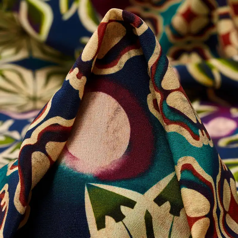 CRÊPE, SILK, PRINTED, SPECTRA GREEN&MINCED HERB Direktkauf