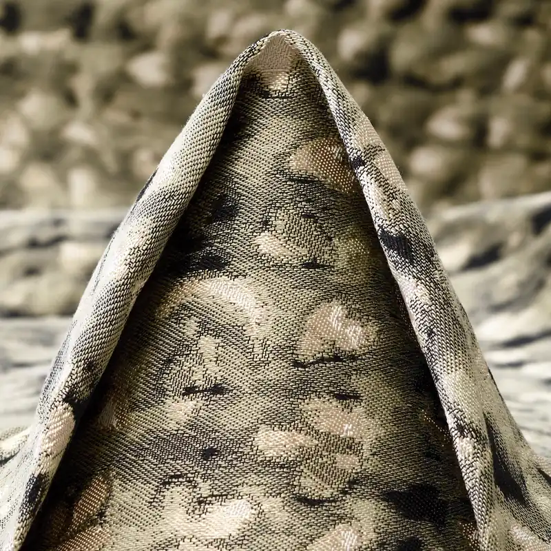 Handgefertigt JACQUARD, COTTON BLEND, CAMOUFLAGE, LIGHT TAUPE&RAVEN BLACK