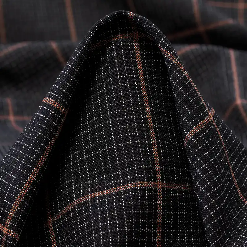 Neue Ware COOL WOOL, CHECK, CARMINE RED&RAVEN BLACK