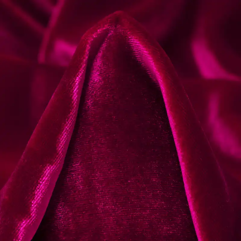 Sonderaktion VELVET, SILK, CERISE