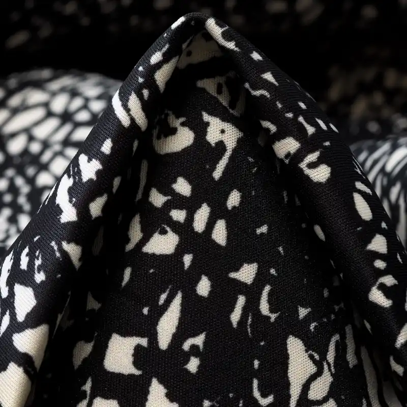 Beliebt JERSEY, NEOPRENE, PRINTED, RAVEN ALABASTER