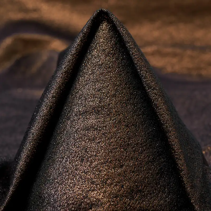 JACQUARD, LUREX, COTTON BLEND, COPPER&RAVEN BLACK Preisreduziert