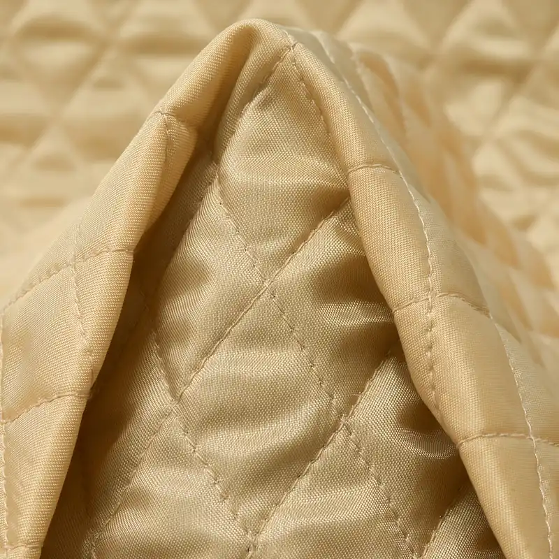 QUILTED, ALMOND BUFF Gratis Versand