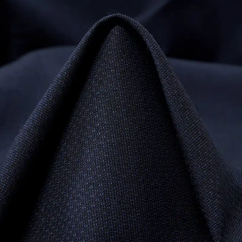 COOL WOOL, VIRGIN WOOL, MICRO DESIGN, PARISIAN NIGHT Weltweiter Versand