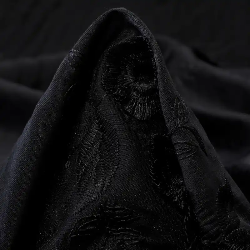 Super-Preis BATISTE, LYOCELL, EMBROIDERED, RAVEN BLACK