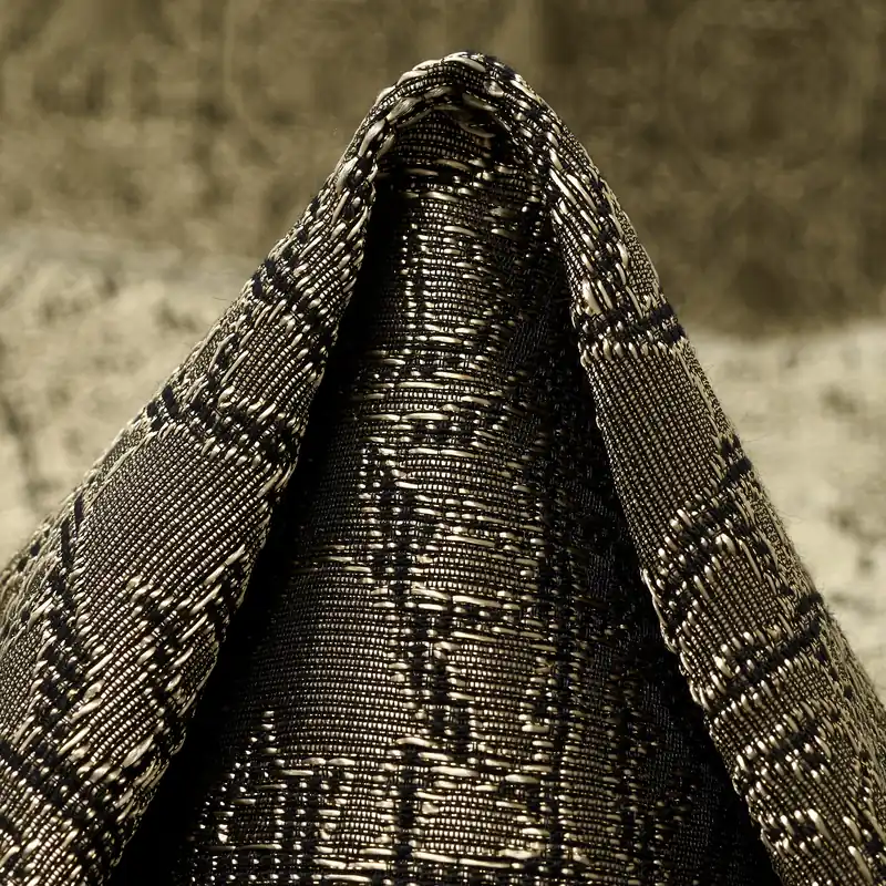 Exklusiv JACQUARD, SILK BLEND, METALLIC, RAVEN BLACK&GILDED BEIGE