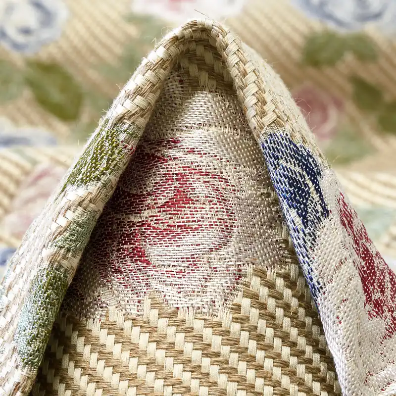 JACQUARD, LINEN, FLORAL, CORNSTALK&SAVVY RED Im Trend