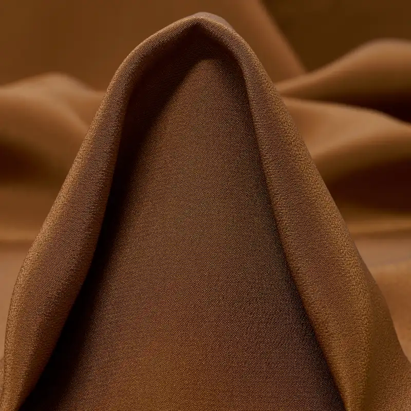 CRÊPE DE CHINE, SILK, CARAMEL CAFÉ Highlight